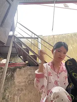 Snapshot of Beolulu chatting on 02/24/26, 02:01 Beolulu online show from 02/24/26, 02:01