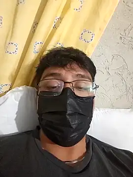 deduardo1302 online show from 12/18/25, 06:40