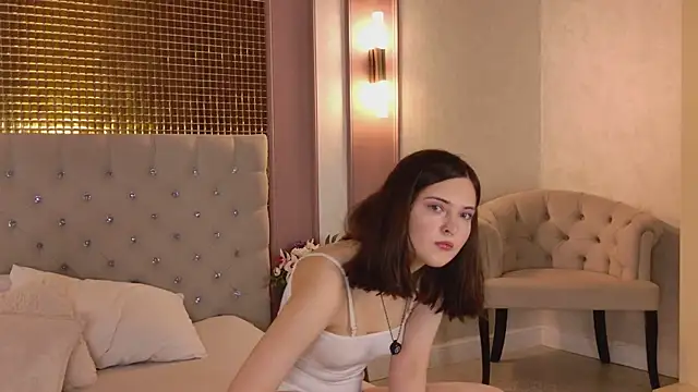 Ruby de Cherry online show from 07/05/26, 12:56