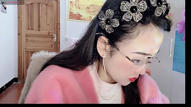 Xiaojuan61 online show from 11/30/25, 12:06