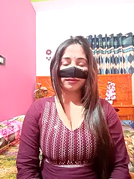 Snapshot of Nishi-3 chatting on 02/12/26, 09:09 Nishi-3 online show from 02/12/26, 09:09