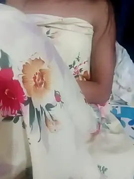 Snapshot of Monika-35 chatting on 11/05/25, 06:11 Monika-35 online show from 11/05/25, 06:11