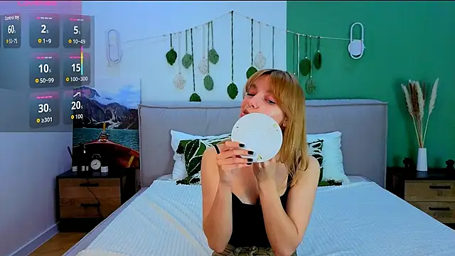 CindyMoriLove online show from 03/28/26, 05:30