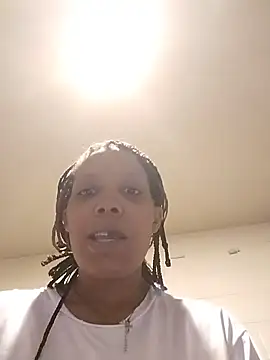SITHANDRAH online show from 05/19/26, 10:44