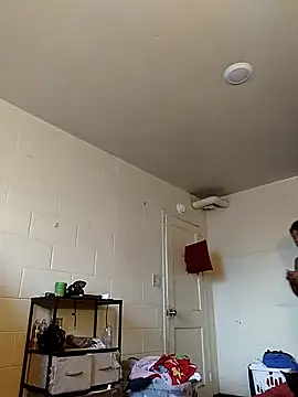 Snapshot of SITHANDRAH chatting on 11/13/25, 09:19 SITHANDRAH online show from 11/13/25, 09:19