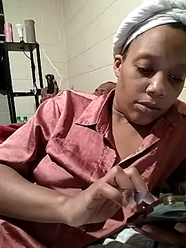 SITHANDRAH online show from 12/22/25, 12:44