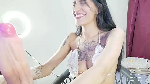 Petitedr3ams  online show from 03/31/26, 02:02