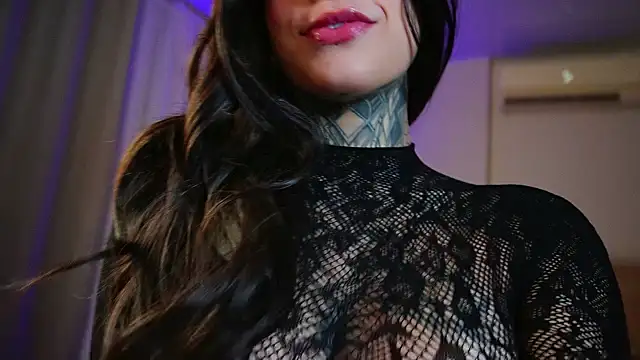 Babyfoxalice online show from 11/11/25, 06:41