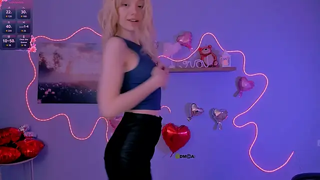 Snapshot of mia_starrr_ chatting on 02/23/26, 08:31 mia starrr online show from 02/23/26, 08:31