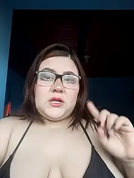 Snapshot of Nyaa_samantha chatting on 11/06/25, 12:09 Nyaa samantha online show from 11/06/25, 12:09