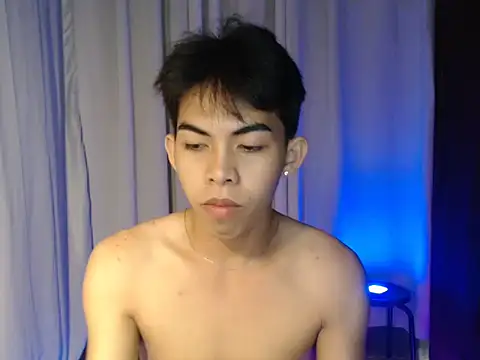 Urhotsilverboy online show from 03/09/26, 05:05