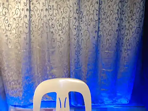 Urhotsilverboy online show from 11/09/25, 04:00