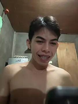 Urhotsilverboy online show from 03/15/26, 05:20