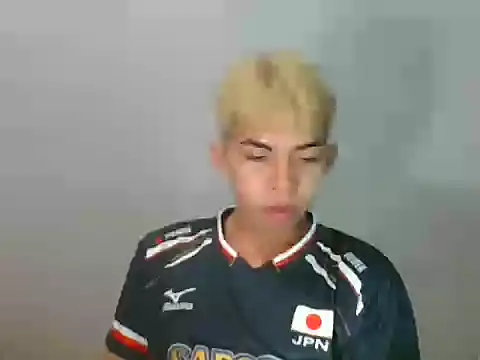 Urhotsilverboy online show from 05/23/26, 07:46
