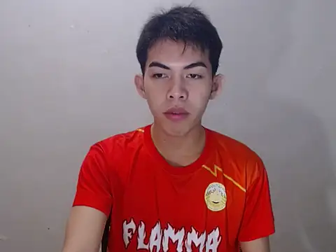 Urhotsilverboy online show from 07/09/26, 11:42