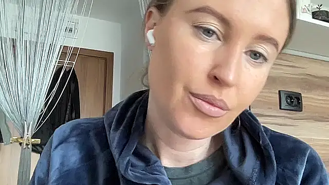 Ameli8 online show from 03/15/26, 10:00