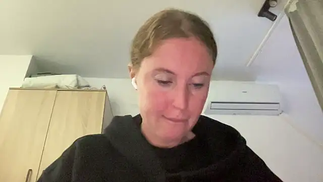 Ameli8 online show from 11/28/25, 06:19