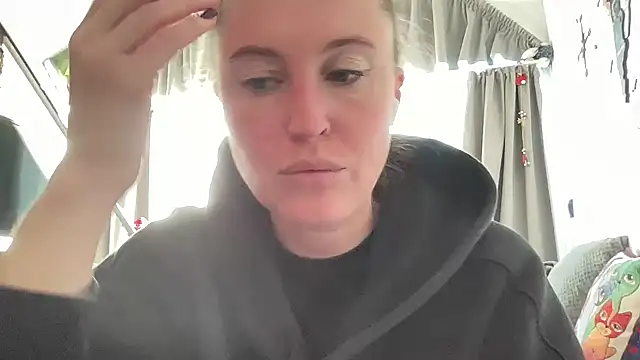 Ameli8 online show from 01/15/26, 01:36