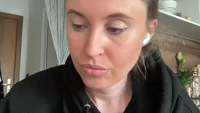 Ameli8 online show from 03/13/26, 03:39