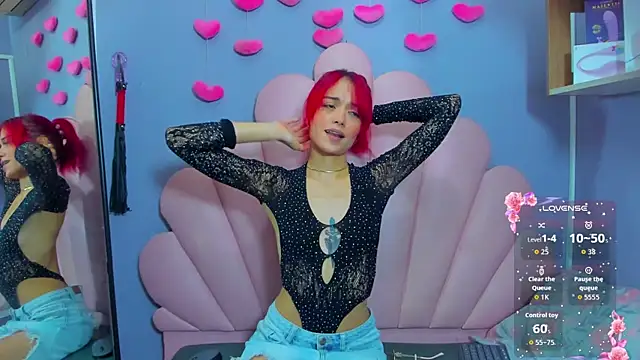 luci miller online show from 11/30/25, 01:50