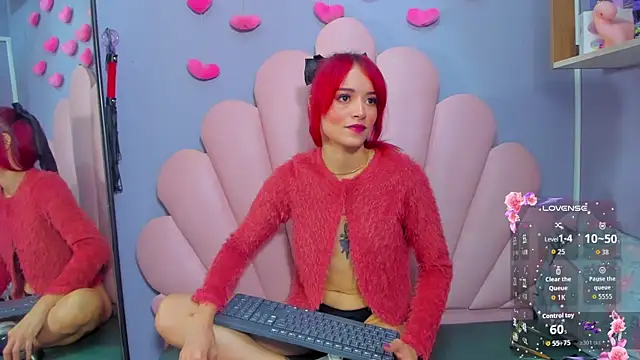 luci miller online show from 11/16/25, 02:27