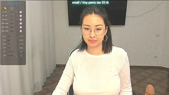 SofiaNour online show from 11/24/25, 06:41