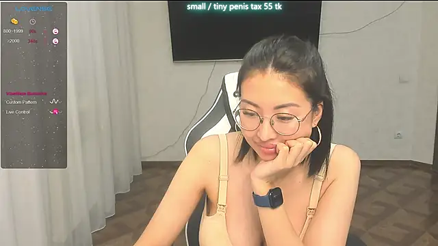 SofiaNour online show from 10/20/25, 04:18