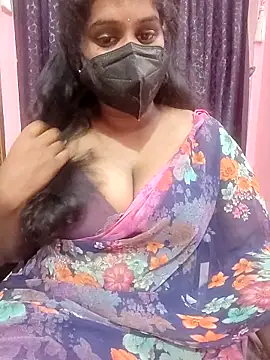 Keerthee  online show from 11/07/25, 09:47