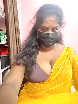 Keerthee  online show from 11/11/25, 09:15