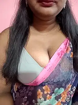 Keerthee  online show from 11/29/25, 06:02