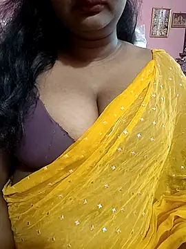 Keerthee  online show from 11/13/25, 08:18