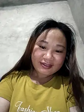 Snapshot of MINSSA502 chatting on 04/19/26, 06:21 MINSSA502 online show from 04/19/26, 06:21