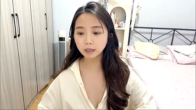 Hmm 0303 online show from 03/24/26, 04:29