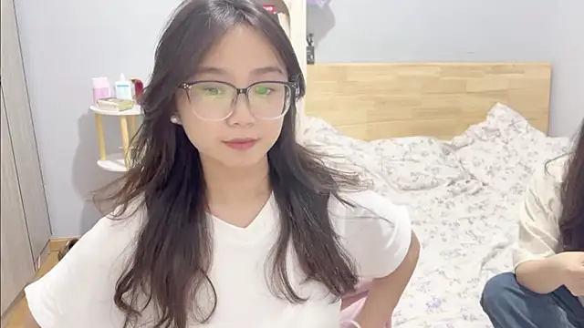 Hmm 0303 online show from 02/05/26, 03:30