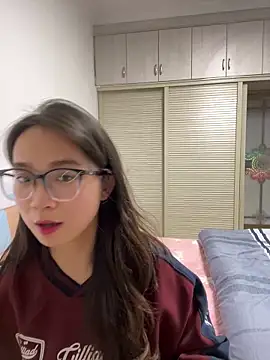 Hmm 0303 online show from 02/15/26, 03:55