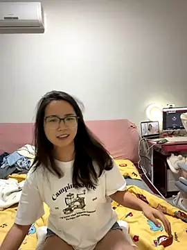 Hmm 0303 online show from 11/28/25, 02:06