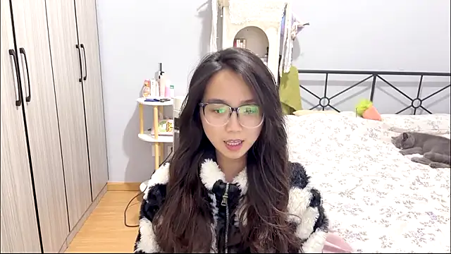 Hmm 0303 online show from 03/15/26, 02:13