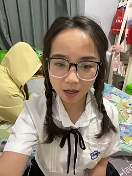 Hmm 0303 online show from 11/11/25, 02:12