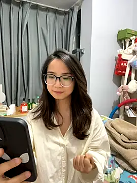 Hmm 0303 online show from 11/30/25, 02:40