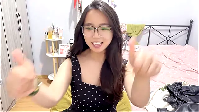 Hmm 0303 online show from 04/14/26, 04:34