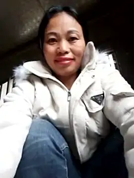 Karen china online show from 12/05/25, 12:32