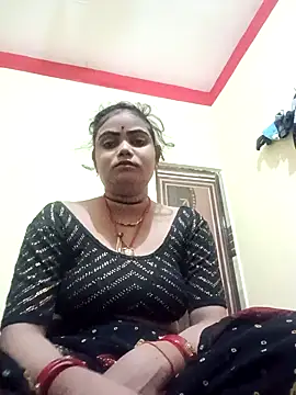 Riya lovely0143 online show from 11/24/25, 06:52