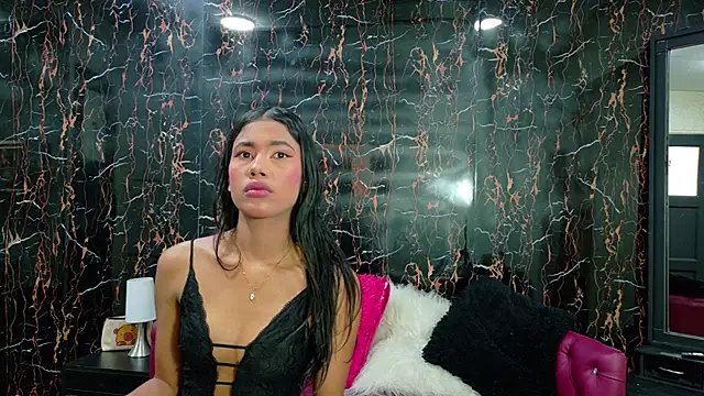 Snapshot of EsmeraldaBlake chatting on 02/07/26, 12:35 EsmeraldaBlake online show from 02/07/26, 12:35