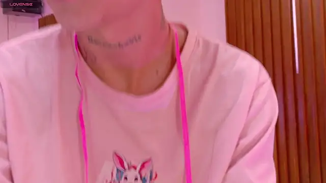 Snapshot of Nhico_Salazar chatting on 11/11/25, 12:22 Nhico Salazar online show from 11/11/25, 12:22