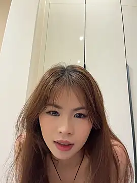 yang888403 online show from 05/26/26, 08:34