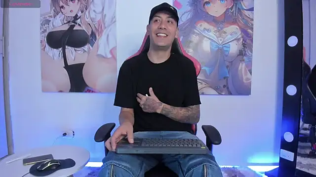 Snapshot of thiago-collins16 chatting on 11/07/25, 12:10 thiago-collins16 online show from 11/07/25, 12:10