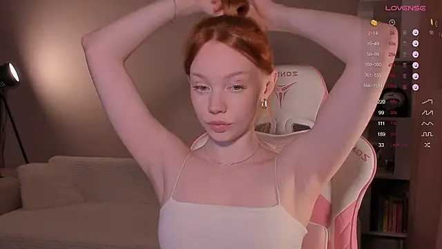 Elisahsthetics online show from 02/02/26, 01:37