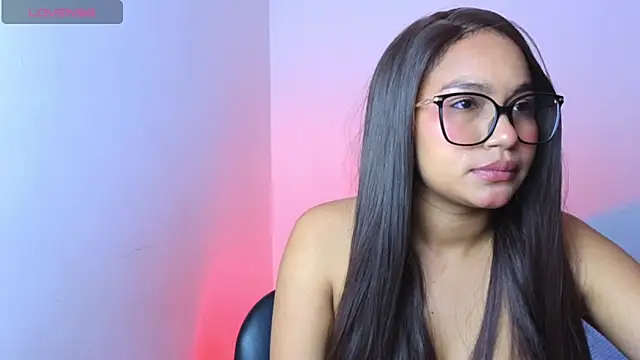 Snapshot of lau_rl chatting on 11/15/25, 10:25 lau rl online show from 11/15/25, 10:25