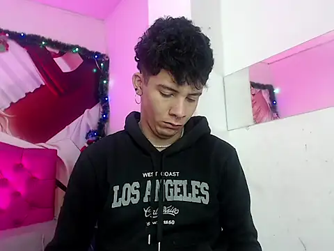 Lovers Spicy online show from 12/18/25, 12:09