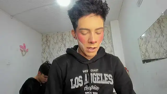 Lovers Spicy online show from 12/01/25, 01:01